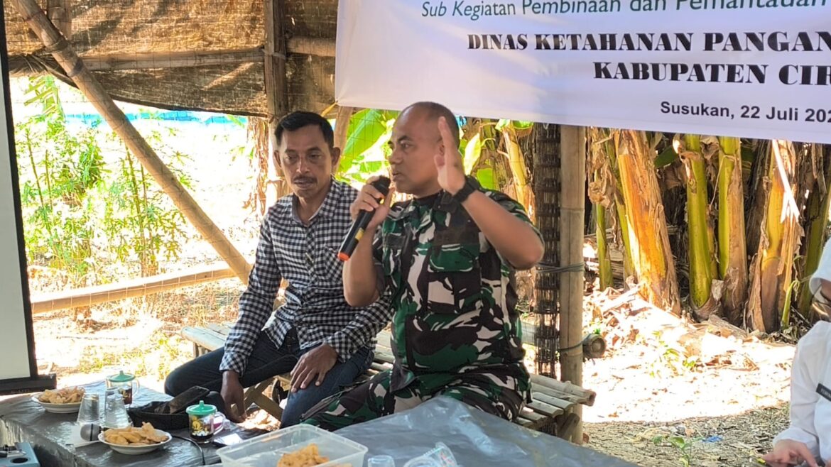 Perkuat Ketahanan Pangan, TMMD Ke-129 Kodim 0620/Kab. Cirebon Gelar Sosialisasi Budidaya Perikanan di Desa Luwung Kencana