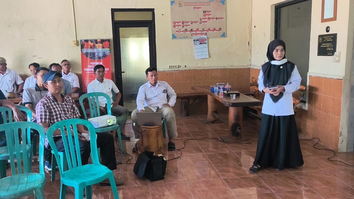 Kenali Varietas, Tingkatkan Hasil Panen, TMMD ke-129 Kodim 0620 Gandeng Dinas Pertanian Edukasi Kelompok Tani Desa Luwung Kencana